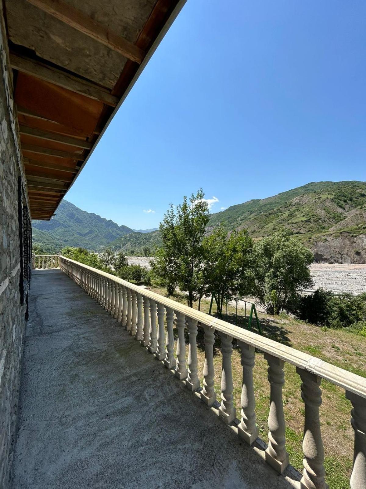 Отель Karvansaray Lahic Экстерьер фото